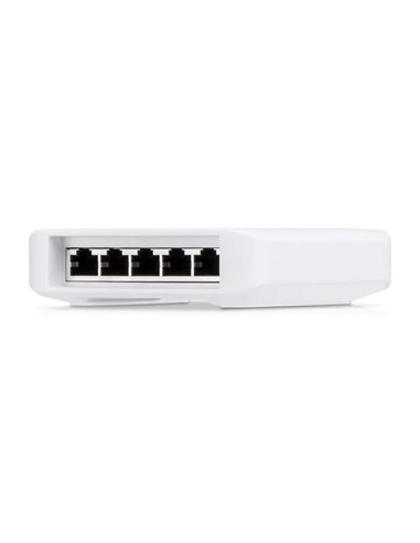 SWITCH UBIQUITI EXTERIOR IP55 POE 5 PUERTOS...